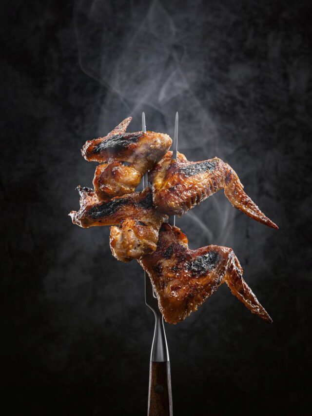 barbecue-chicken-wings-fried-barbecue-mounted-meat-fork