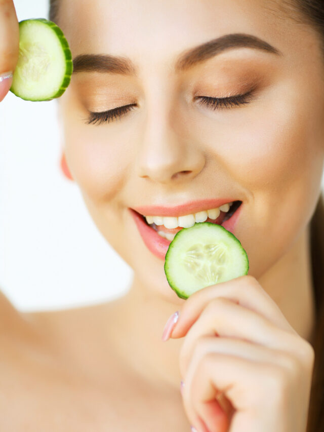 skin-care-portrait-beautiful-happy-woman-with-cucumbers-eyes-home-beauty-treatment-cosmetology-beauty-spa-salon