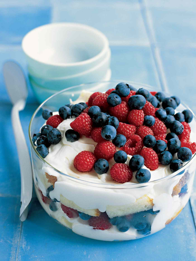 7 Beautiful Berry Desserts That You NEED To Try