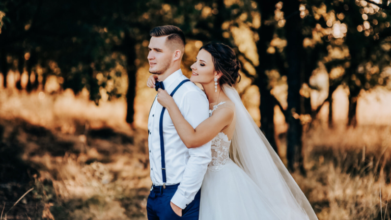 7 Smart Ways to Keep Your Wedding Dress & Memories Forever